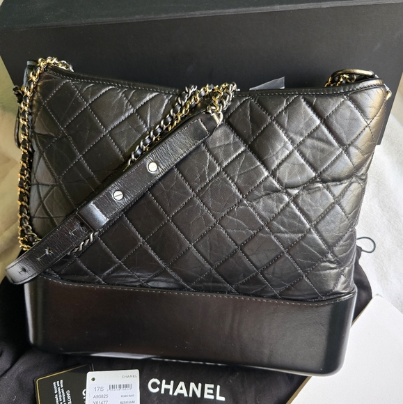 🤩SALE🤩Full Set Chanel Gabrielle bag - Picture 3 of 16